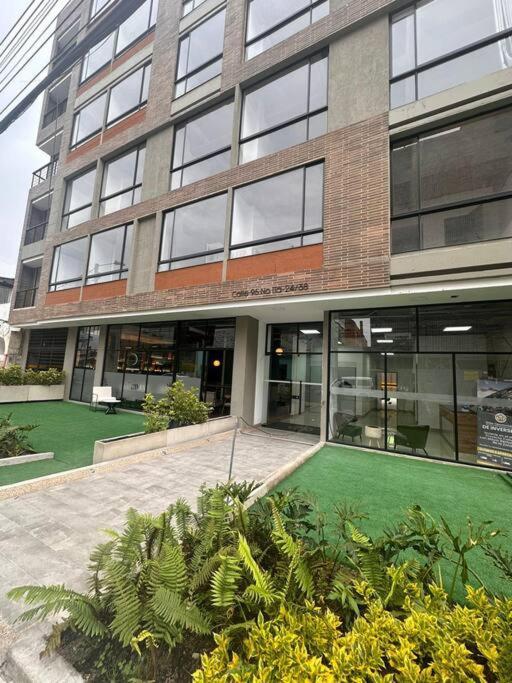 Modern With Dedicated Workspace Apartment Bogota